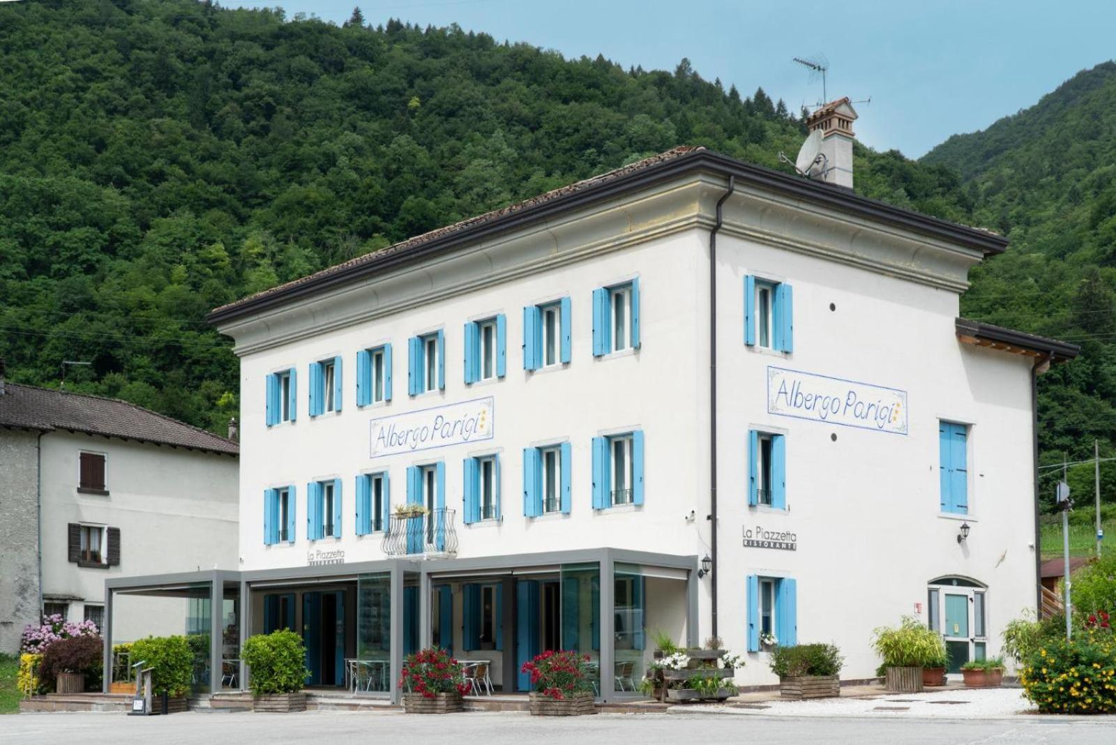 Albergo Parigi Arsie Bagian luar foto