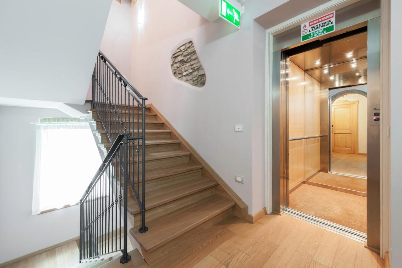 Albergo Parigi Arsie Bagian luar foto