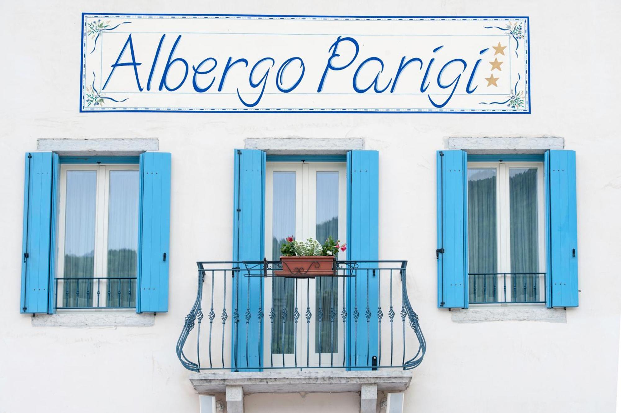 Albergo Parigi Arsie Bagian luar foto