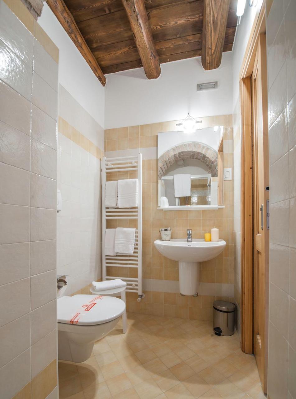 Albergo Parigi Arsie Bagian luar foto